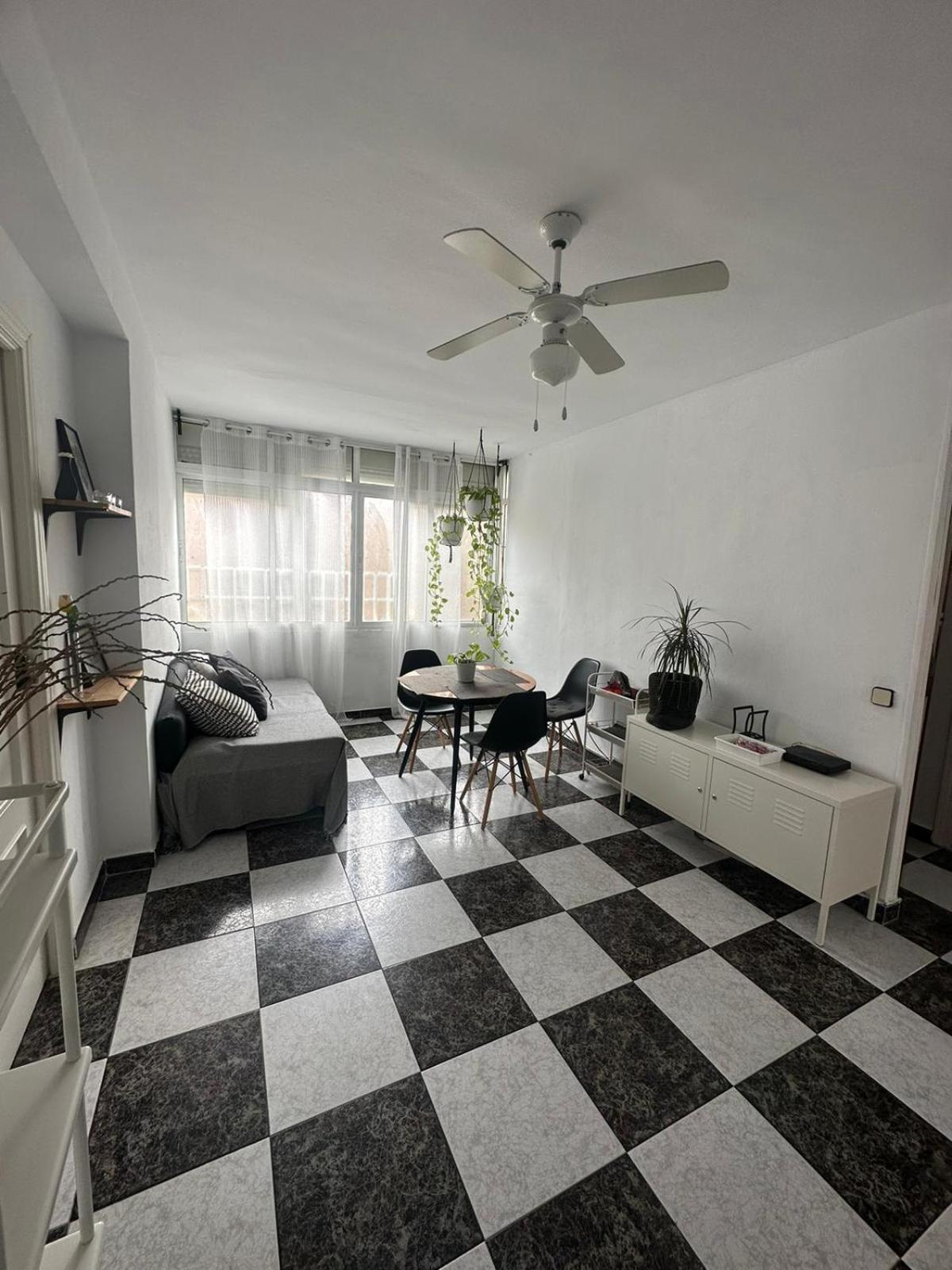Habitacion 3 - 3 Planta Sin Ascensor En Piso Compartido No Es Piso Entero! Fuengirola Buitenkant foto